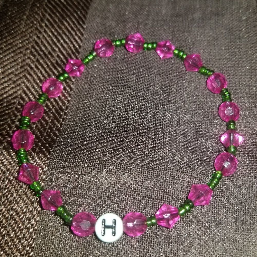  initial G Handmade Beaded bracelet   - Picture 4 of 4